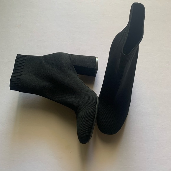 MIA Erika Stretch Booties Size Black NWT Nordstrom - Picture 6 of 8